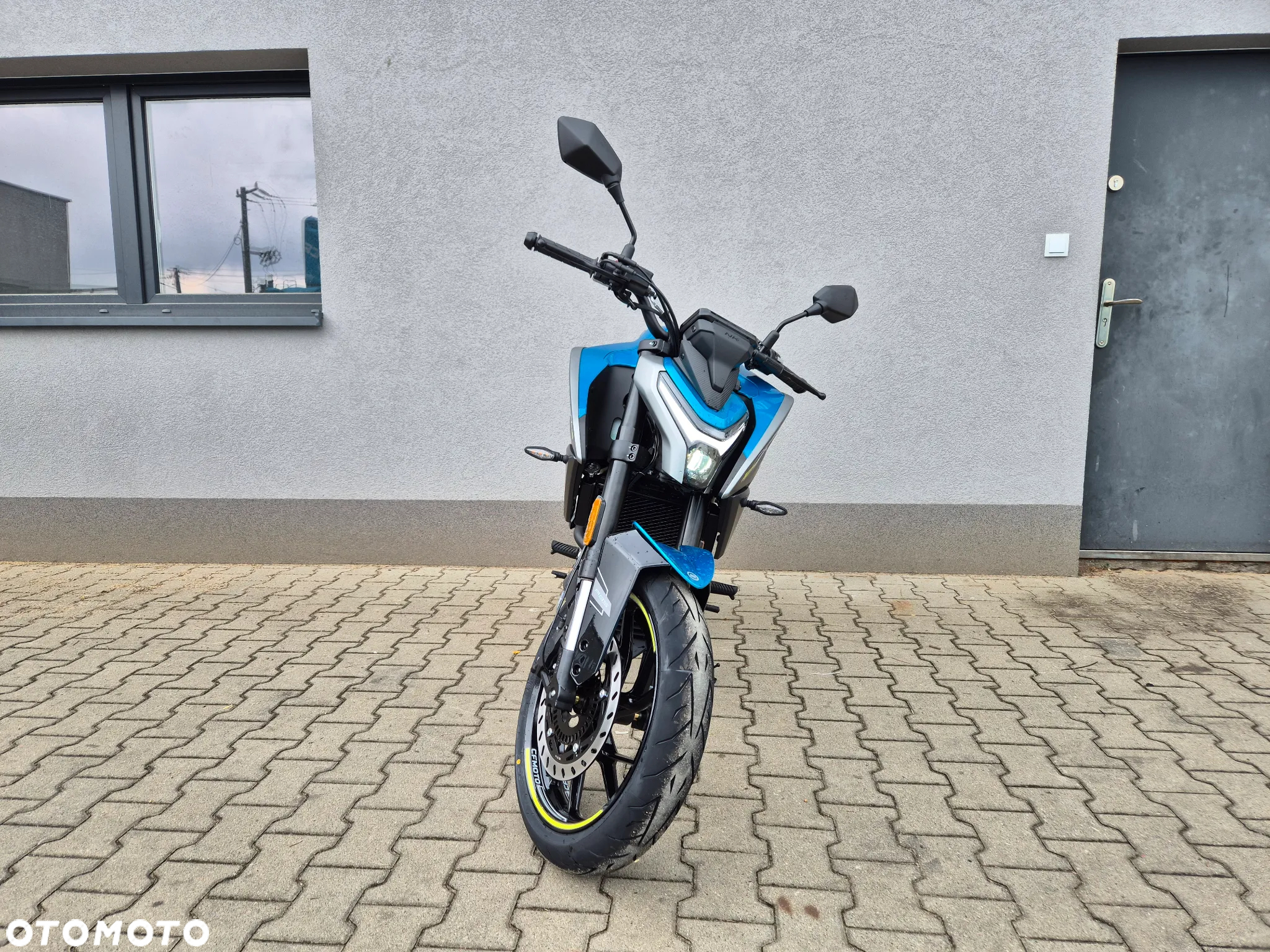 CFMoto NK - 9