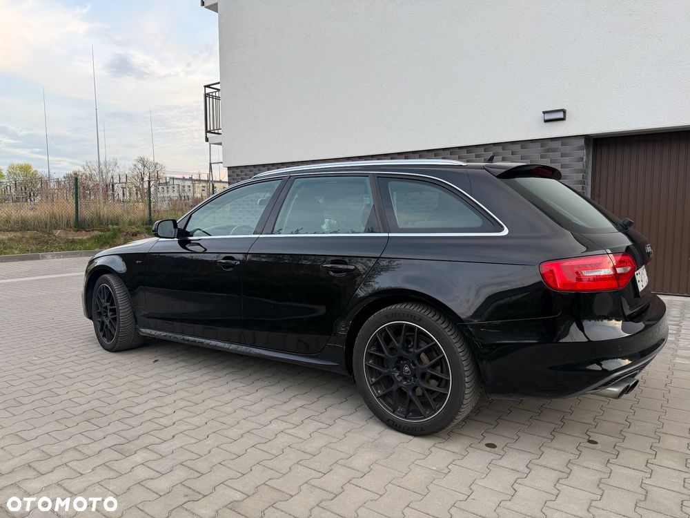 Audi A4 Avant 2.0 TDI DPF clean diesel multitronic Attraction - 4