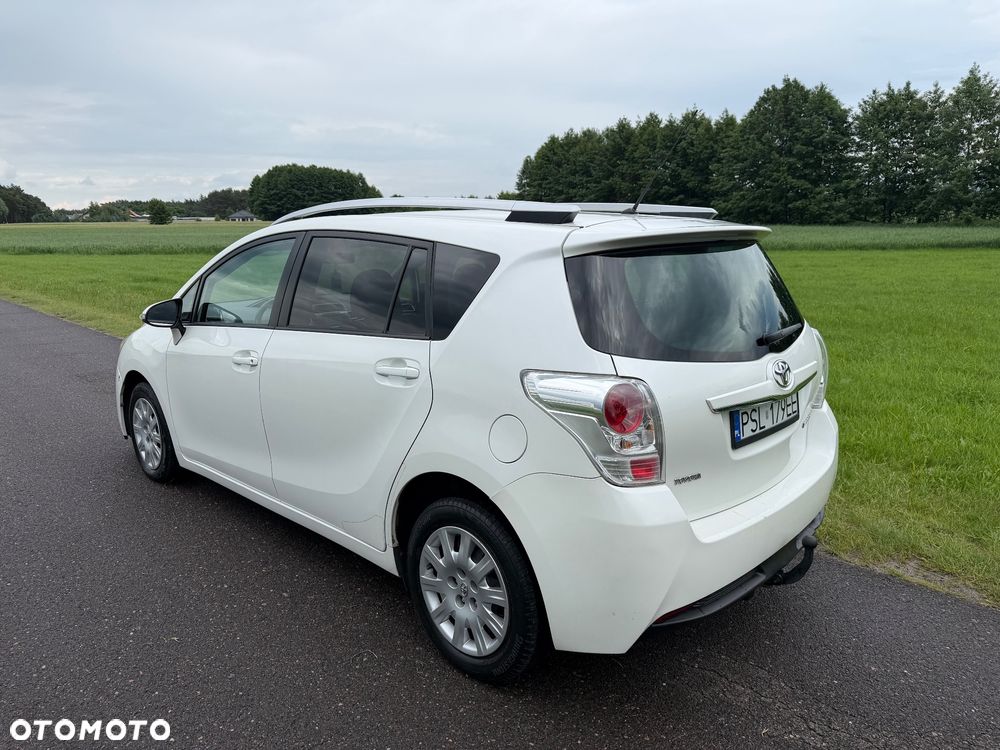 Toyota Verso 2.0 D-4D 7-Sitzer Executive - 8
