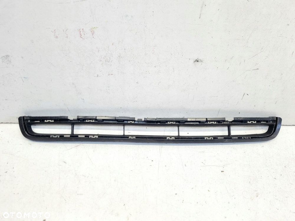 PORSCHE PANAMERA 972 976 23- KRATKA ATRAPA ZDERZAKA PRZÓD PRZEDNIA