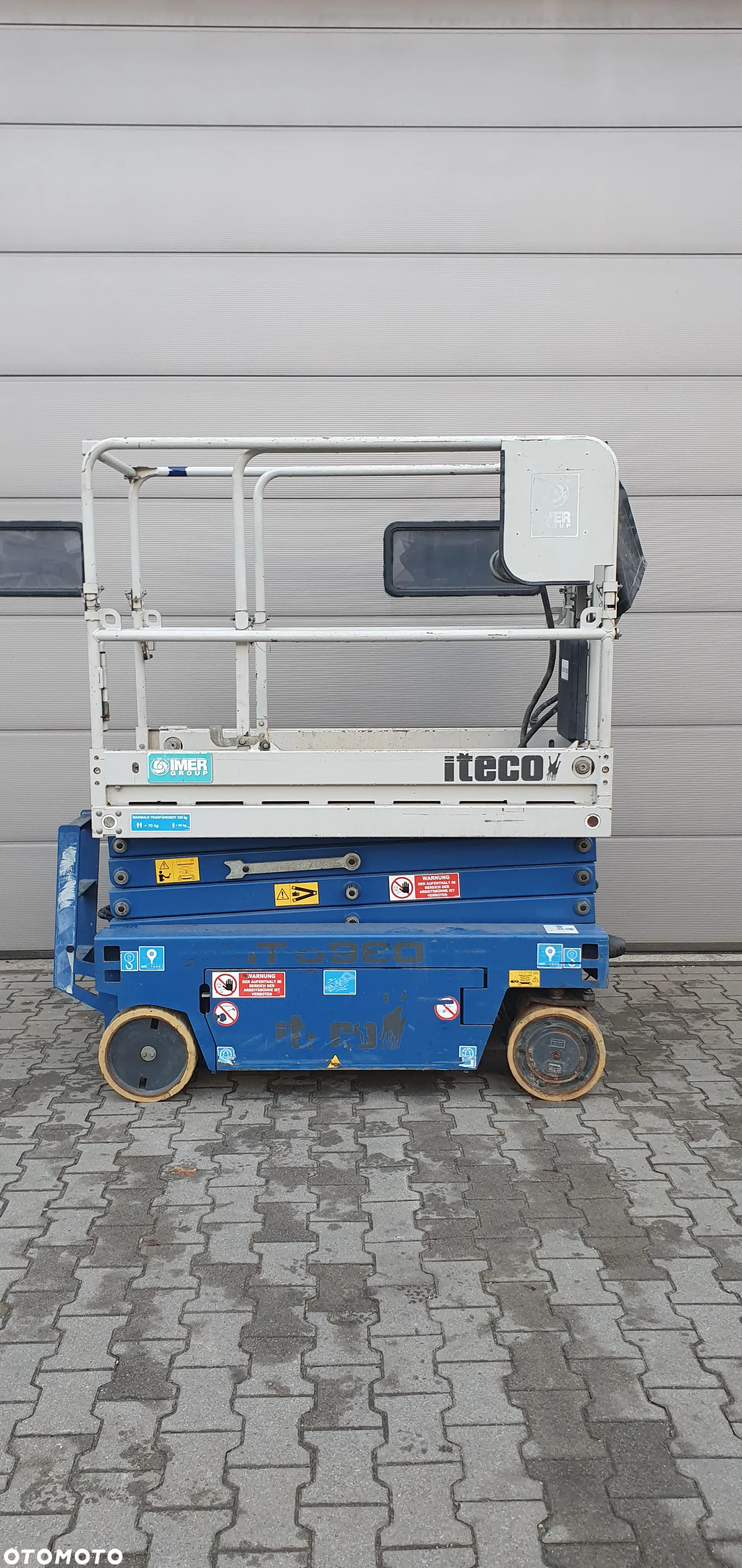 JLG IMER ITECO IT 5980 7,80m Podnośnik nożycowy zwyżka nożycówka elektryczny podest ruchomy zwyżka podnośnik koszowy samojezdny IMER ITECO IT 5980 zwyżka na białych niebrudzących kołach jak GENIE 1932 JLG 1930 SKYJACK HAULOTTE Terex TKD MEC Sinoboom Zoomlion - 6