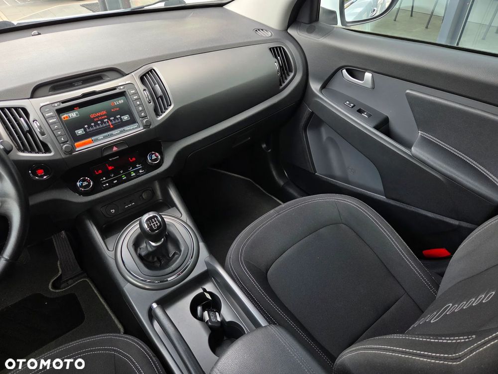 Kia Sportage 1.7 CRDI 2WD Attract - 22
