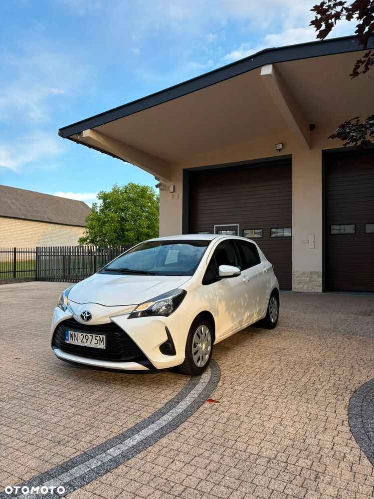 Toyota Yaris 1.0 Premium - 6