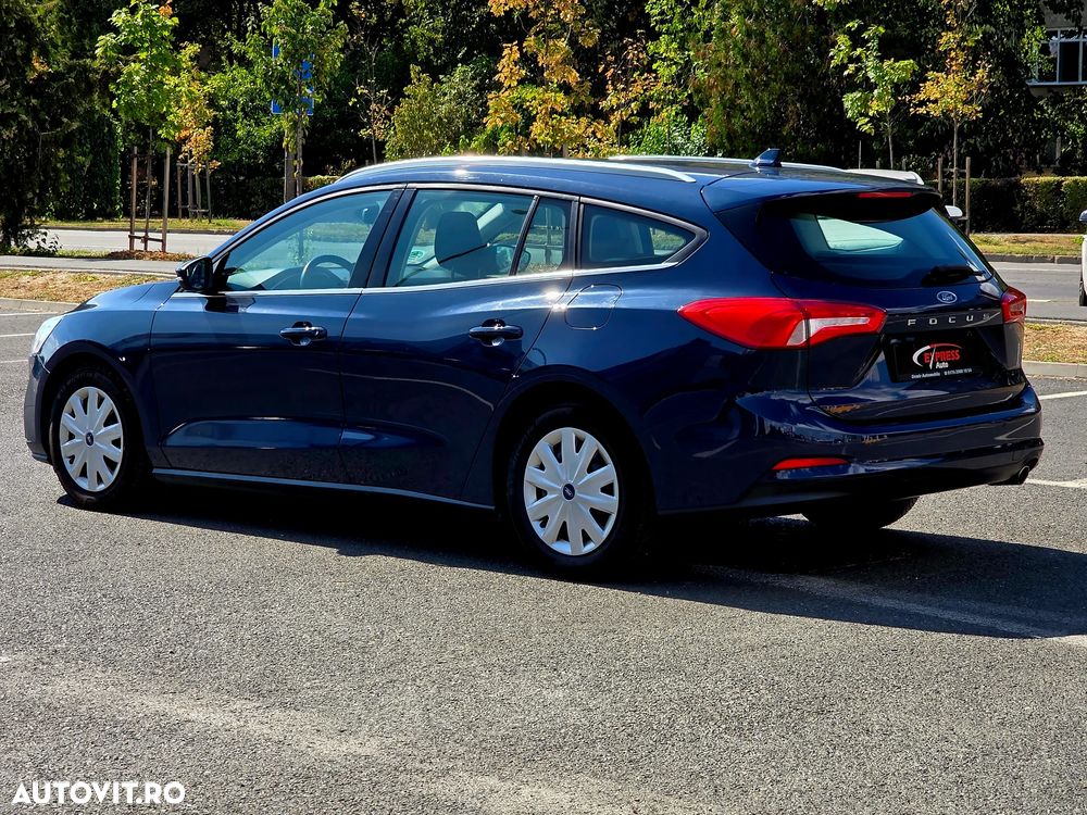 Ford Focus 2019 photo 3