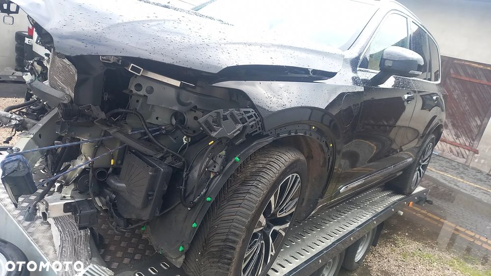 Volvo XC 90 - 3