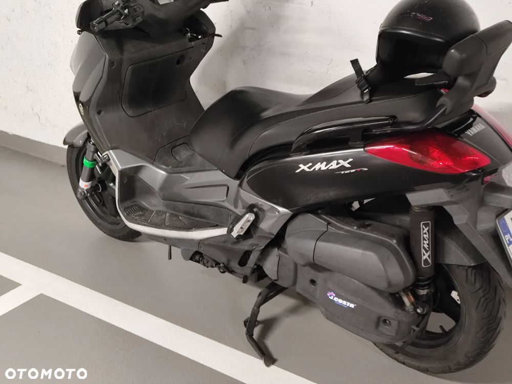 Yamaha X-max - 16