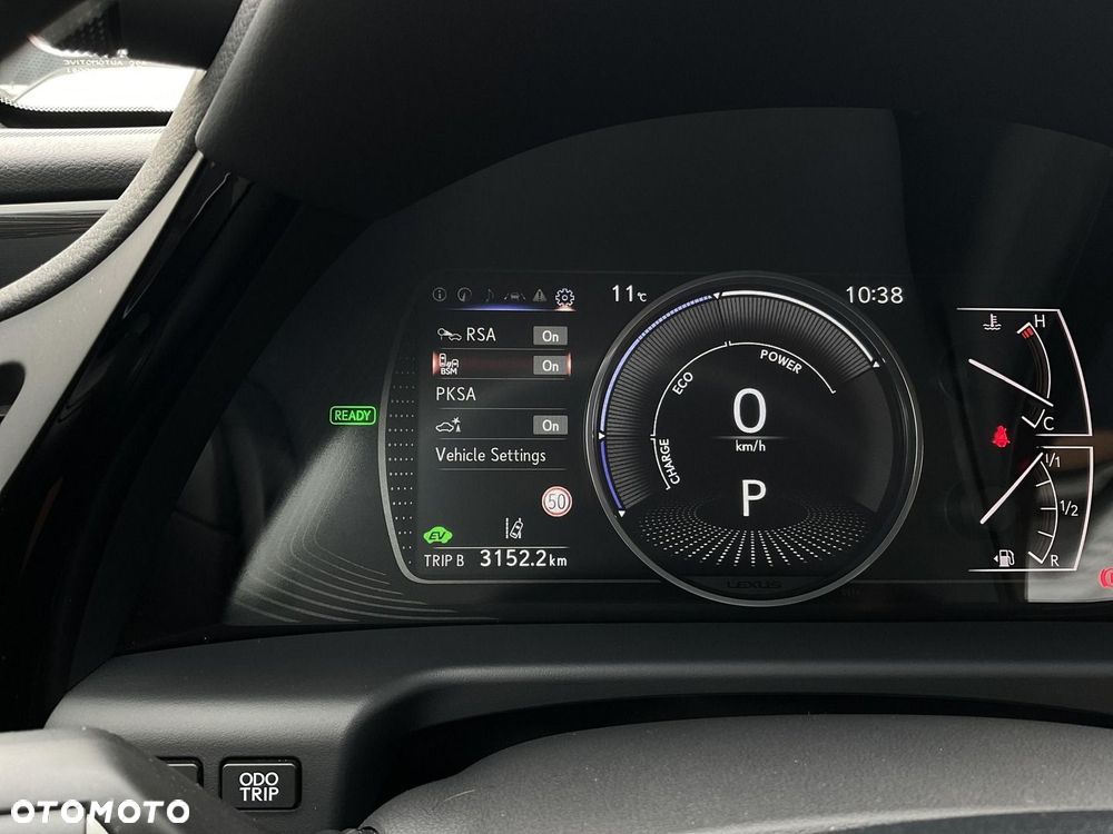 Lexus ES 300h Business Edition - 22