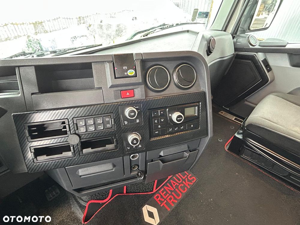 Renault T520 Hi Sleeper Cab / Salon PL / Zbiorniki 1300L - 6