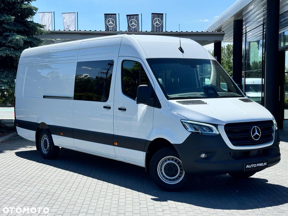 Mercedes-Benz Sprinter - 2