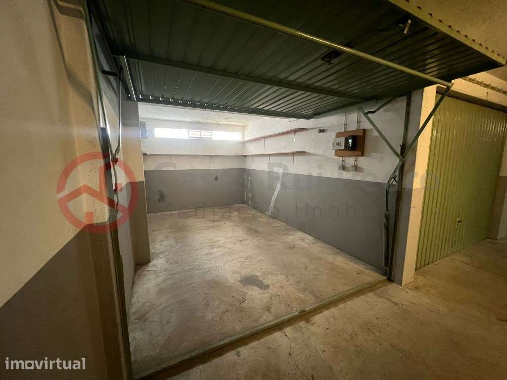 Garagem para arrendar no Feijó - Grande imagem: 5/13