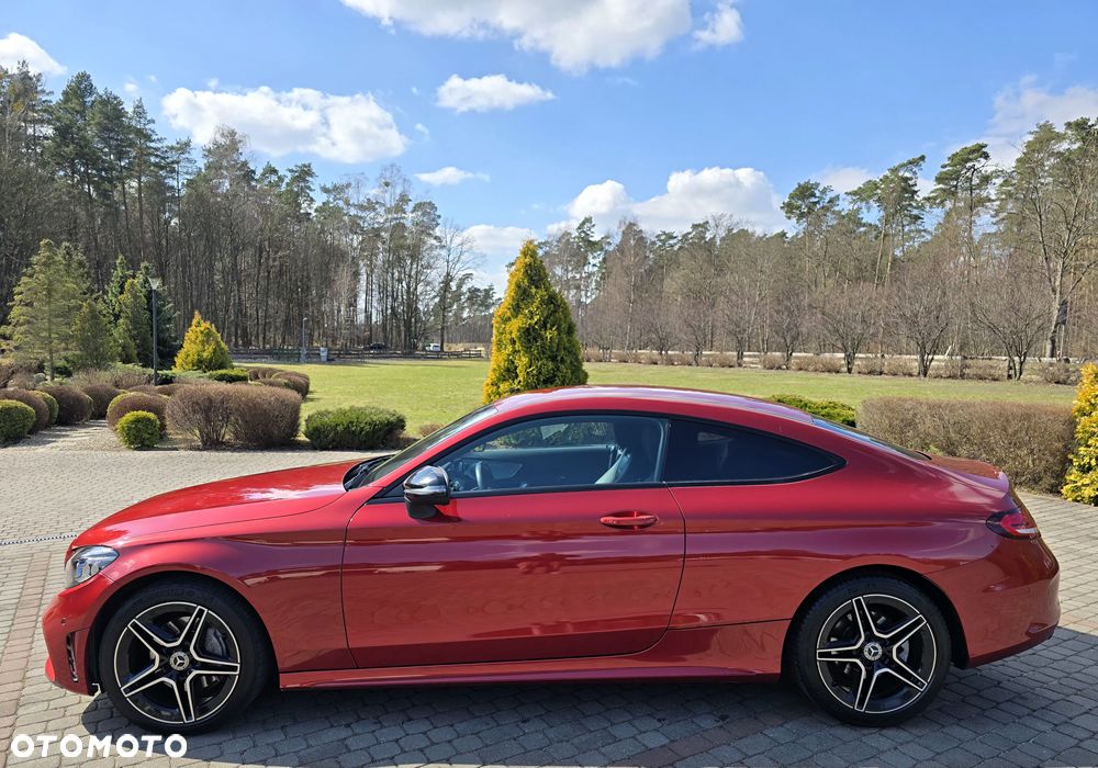 Mercedes-Benz Klasa C 220 d 4MATIC 9G-TRONIC - 30