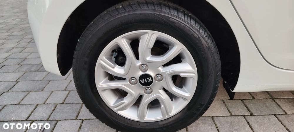 Hyundai i10 1.0 Premium - 26