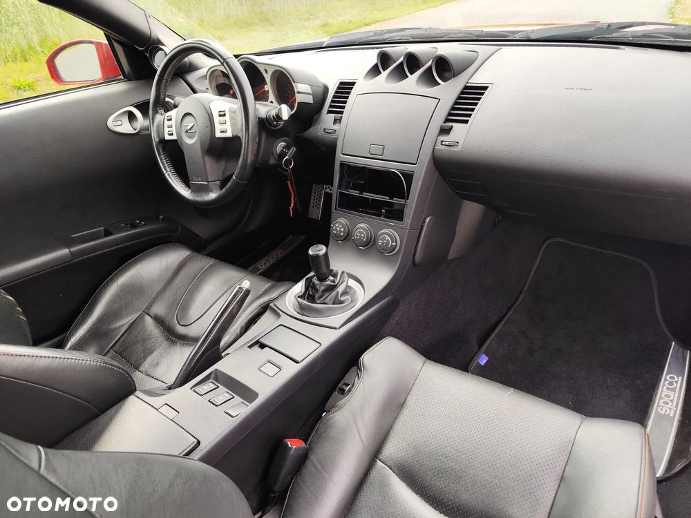 Nissan 350 Z Premium Pack - 13