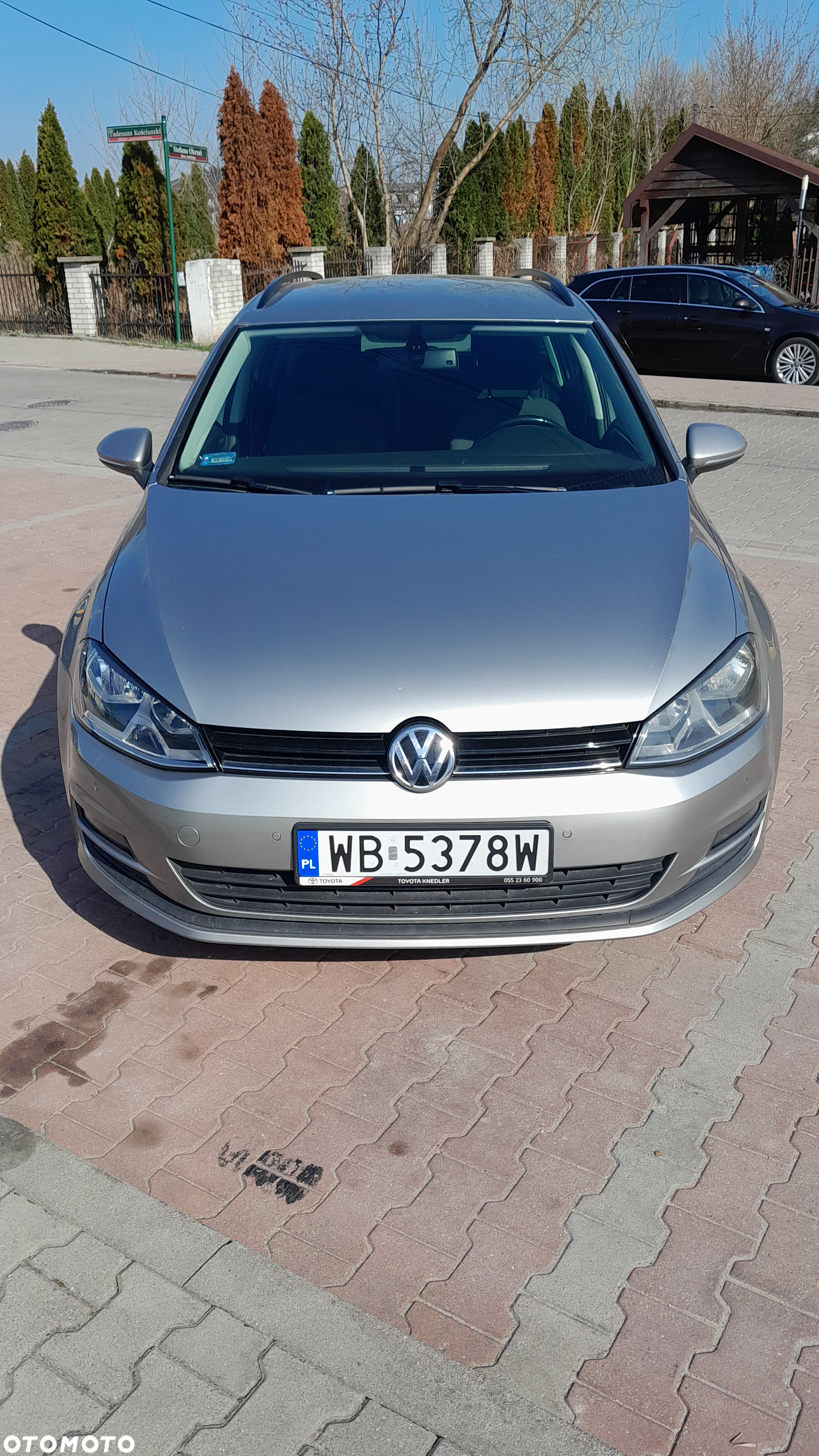 Volkswagen Golf VII 1.2 TSI BMT Comfortline - 3