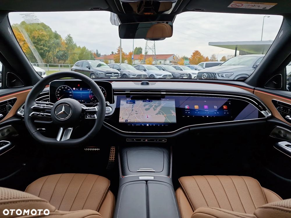 Mercedes-Benz Klasa E 200 mHEV AMG 9G-Tronic - 11