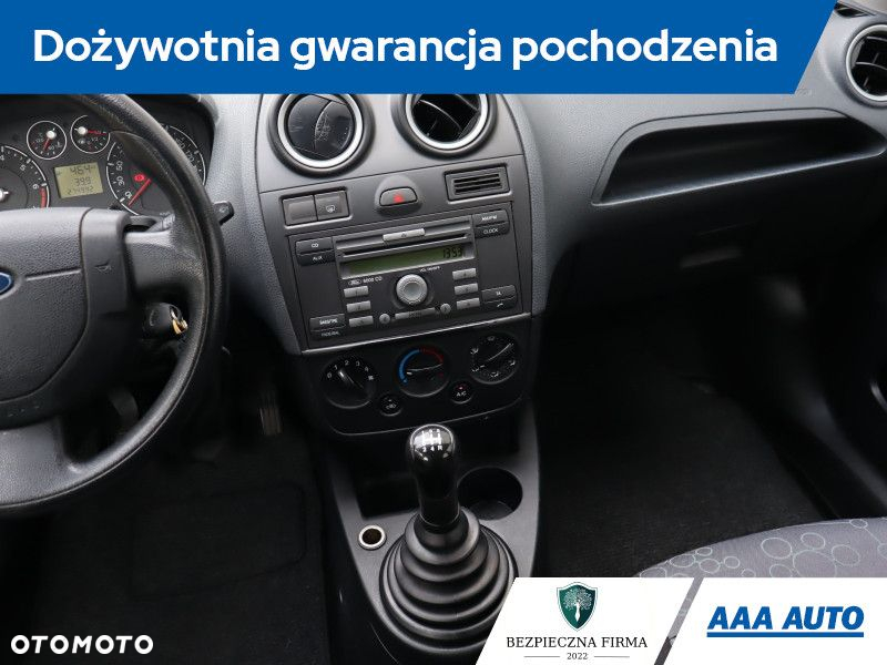 Ford Fiesta - 9