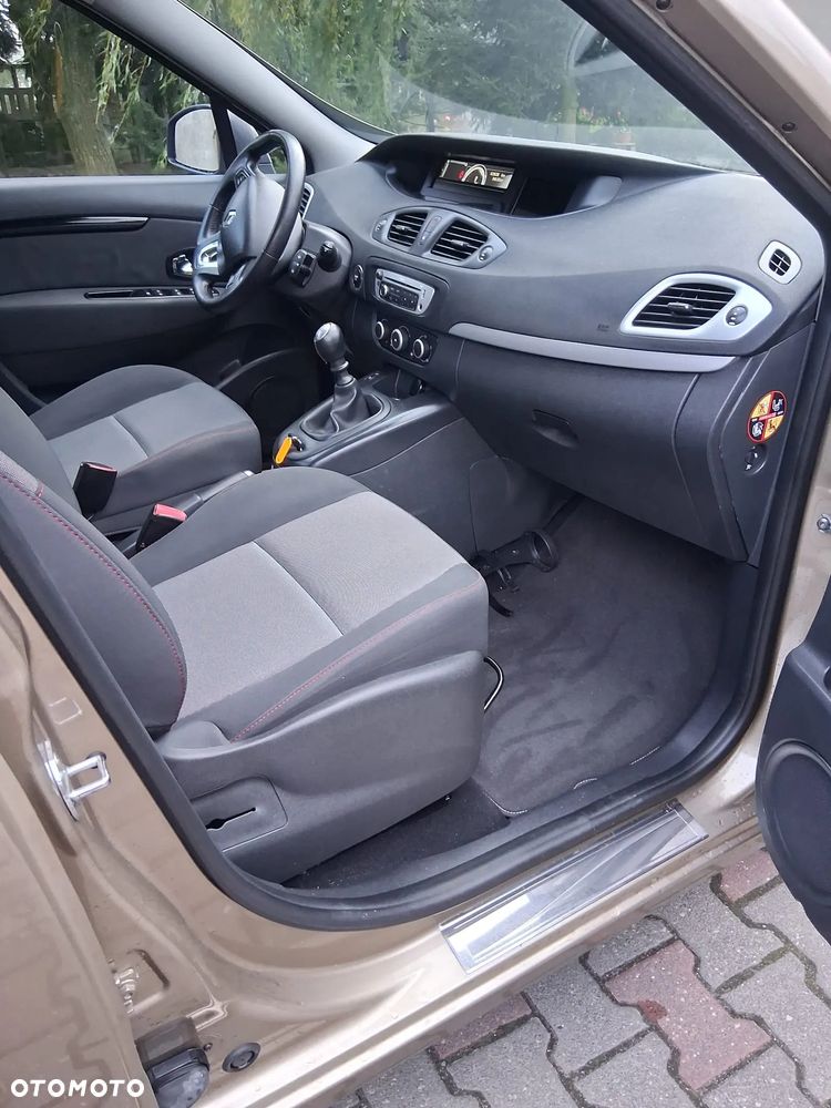 Renault Scenic ENERGY TCe 115 LIFE - 8
