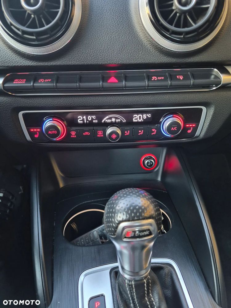 Audi A3 Sportback 2.0 TDI (clean diesel) S tronic S line Sportpaket - 16