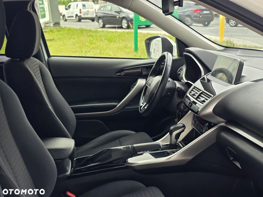 Mitsubishi Eclipse Cross 1.5 T-MIVEC CVT 2WD Spirit - 20