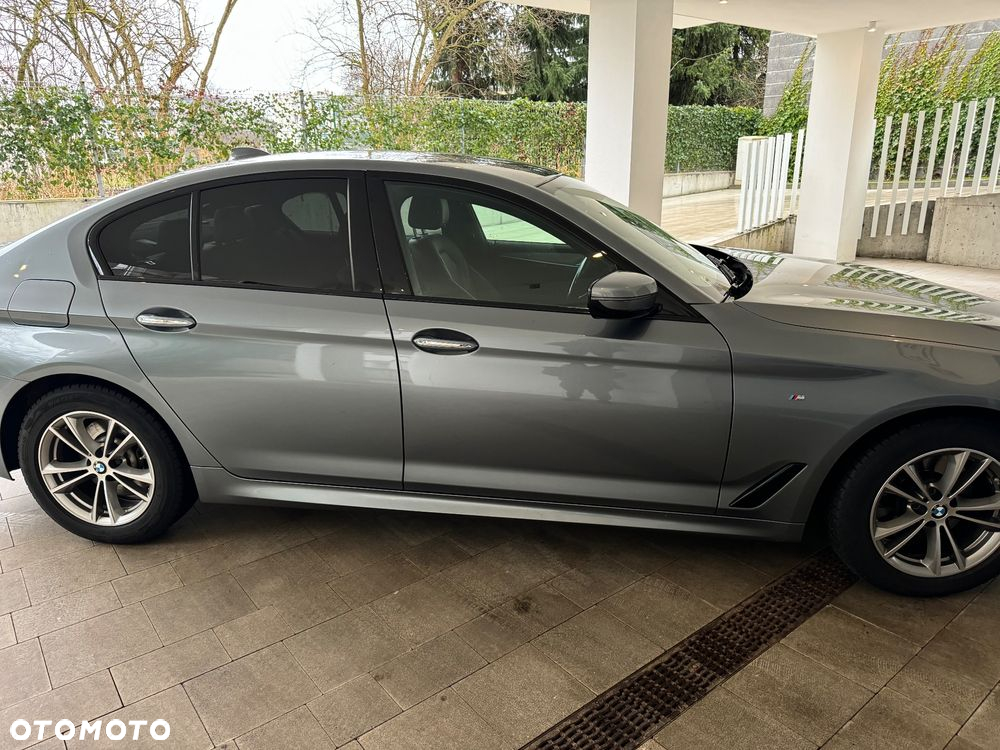 BMW Seria 5 520d xDrive - 3
