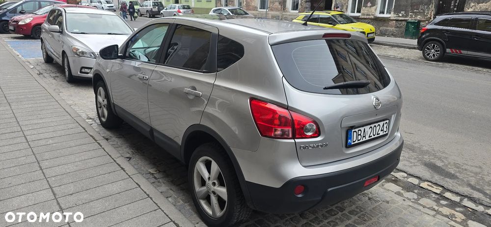 Nissan Qashqai 2.0 4x4 Tekna - 3