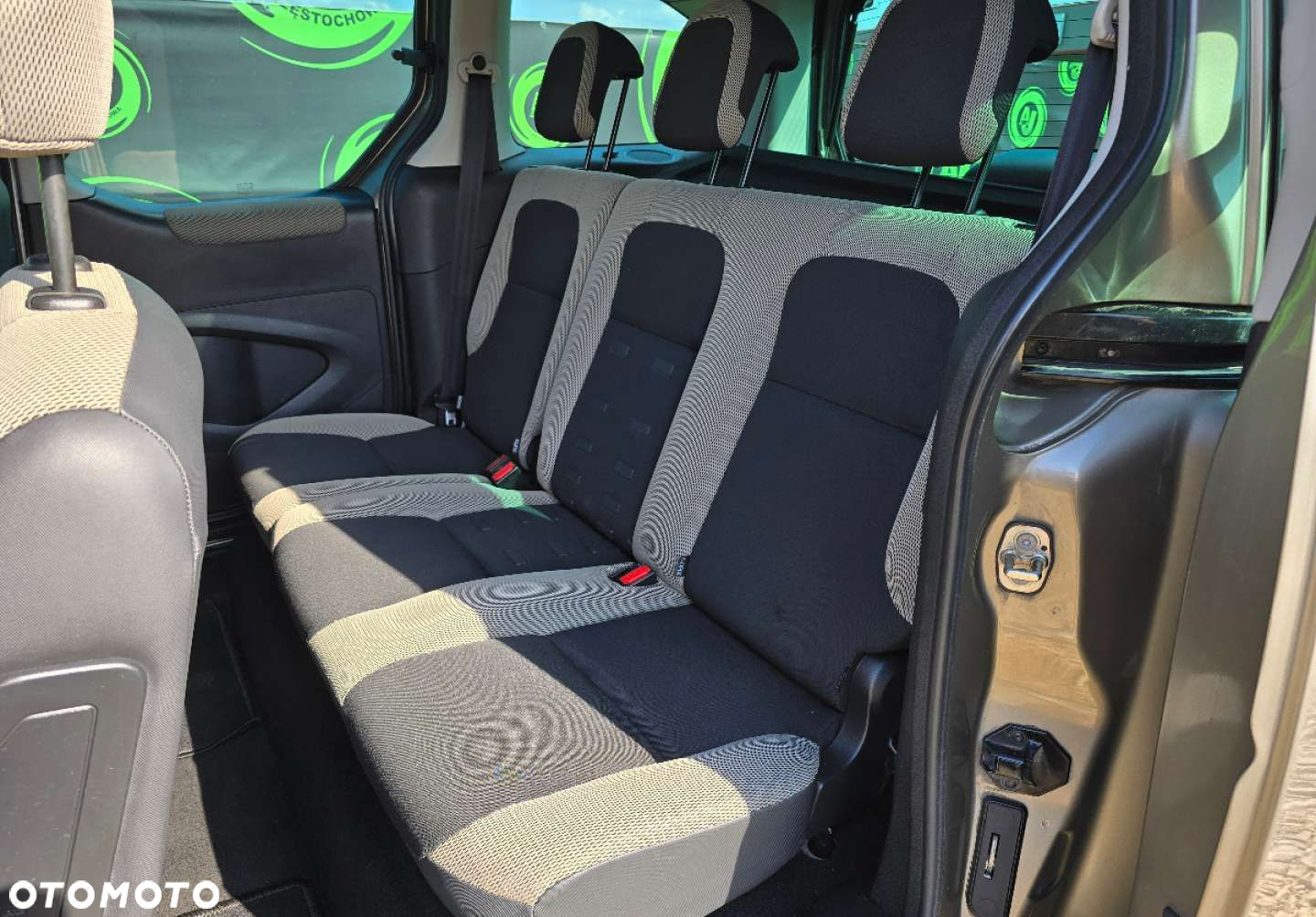 Citroën Berlingo e-HDi 90 FAP EGS6 Multispace - 18