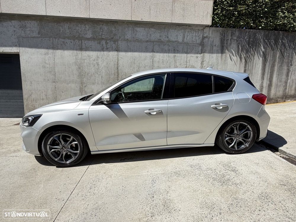 Ford Focus 1.0 EcoBoost MHEV ST-Line - 6