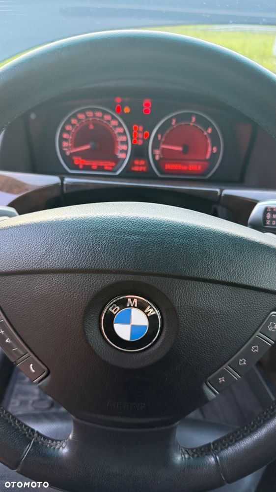 BMW Seria 7 - 15