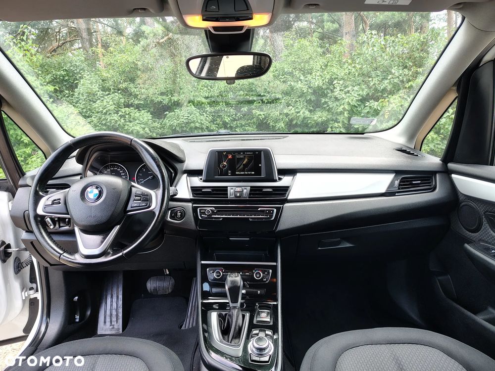 BMW Seria 2 218i - 19