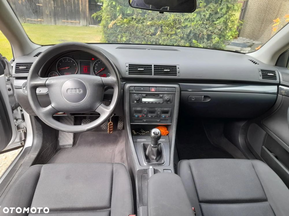Audi A4 - 8