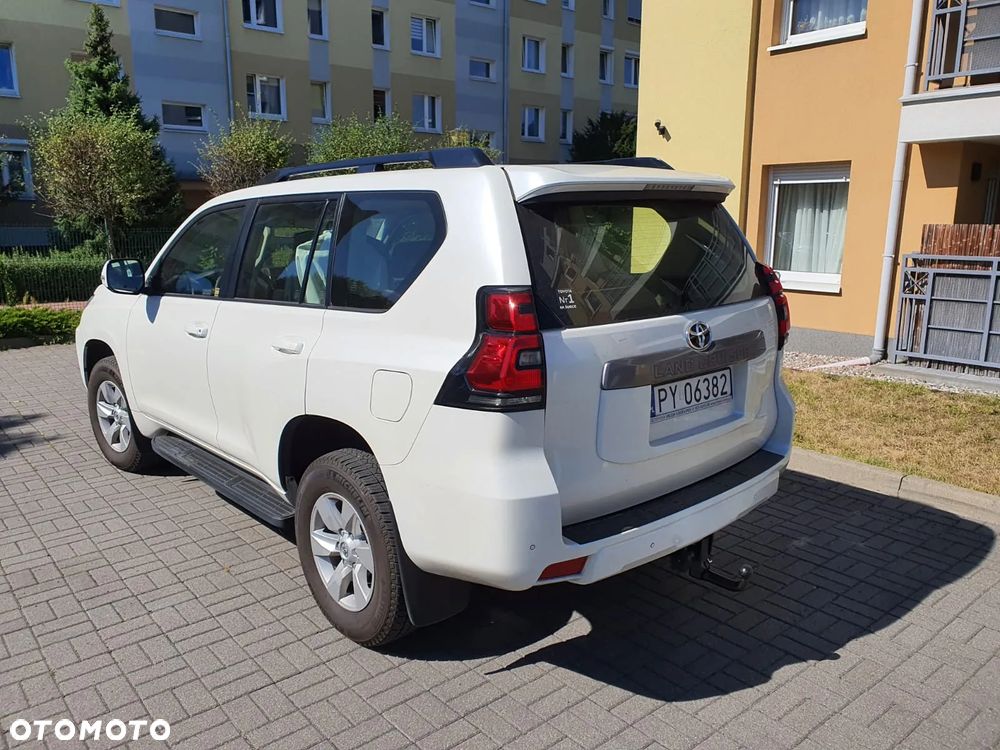 Toyota Land Cruiser LC 2.8 D-4D Prado - 3