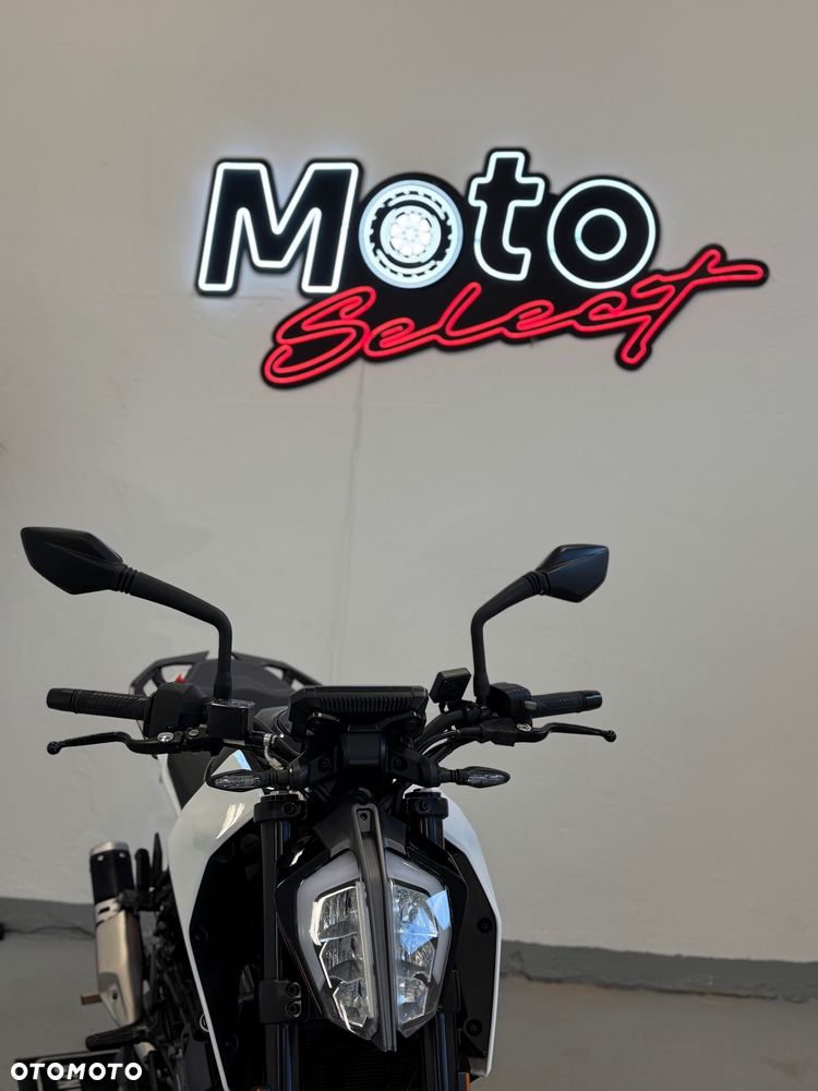 KTM Duke - 23