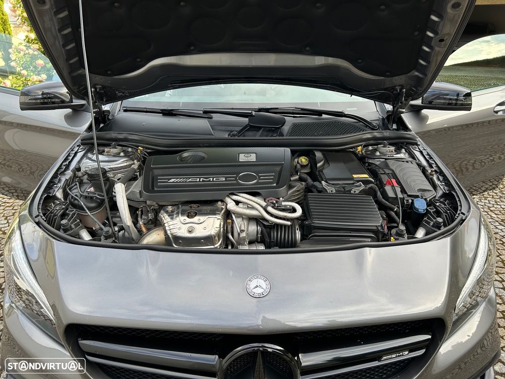 Mercedes-Benz CLA 45 AMG 4Matic Speedshift 7G-DCT Night Edition - 14