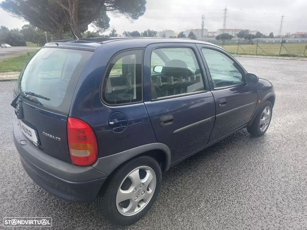 Opel Corsa 1.5 TD - 8