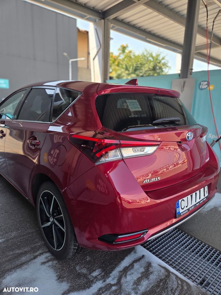 Toyota Auris - 4