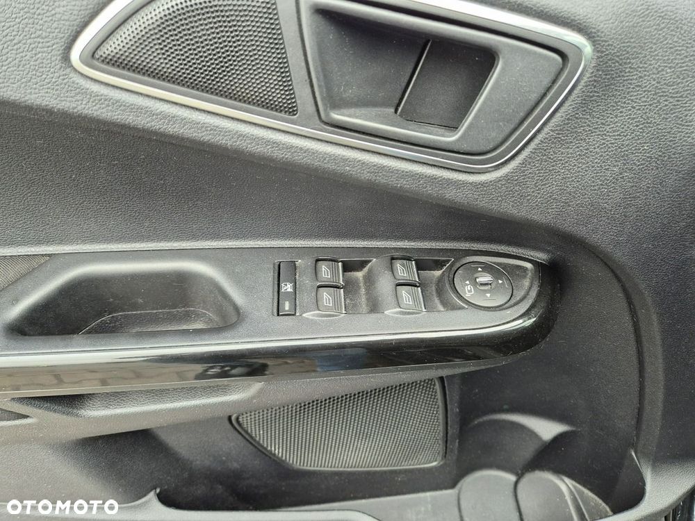 Ford B-MAX - 12