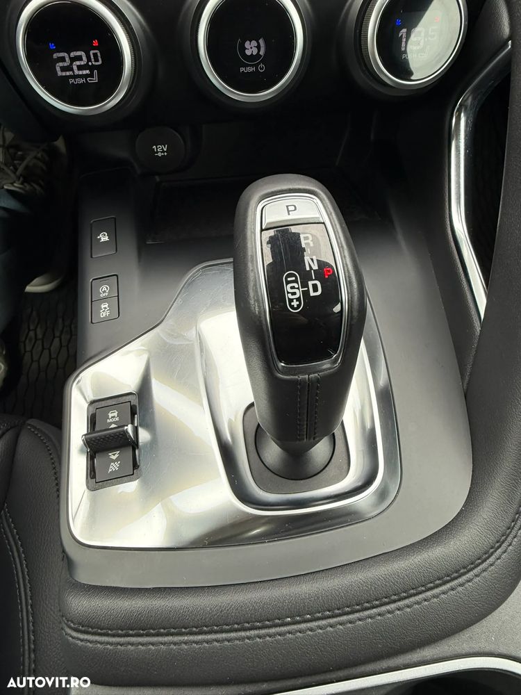Jaguar E-Pace D150 AWD S - 36