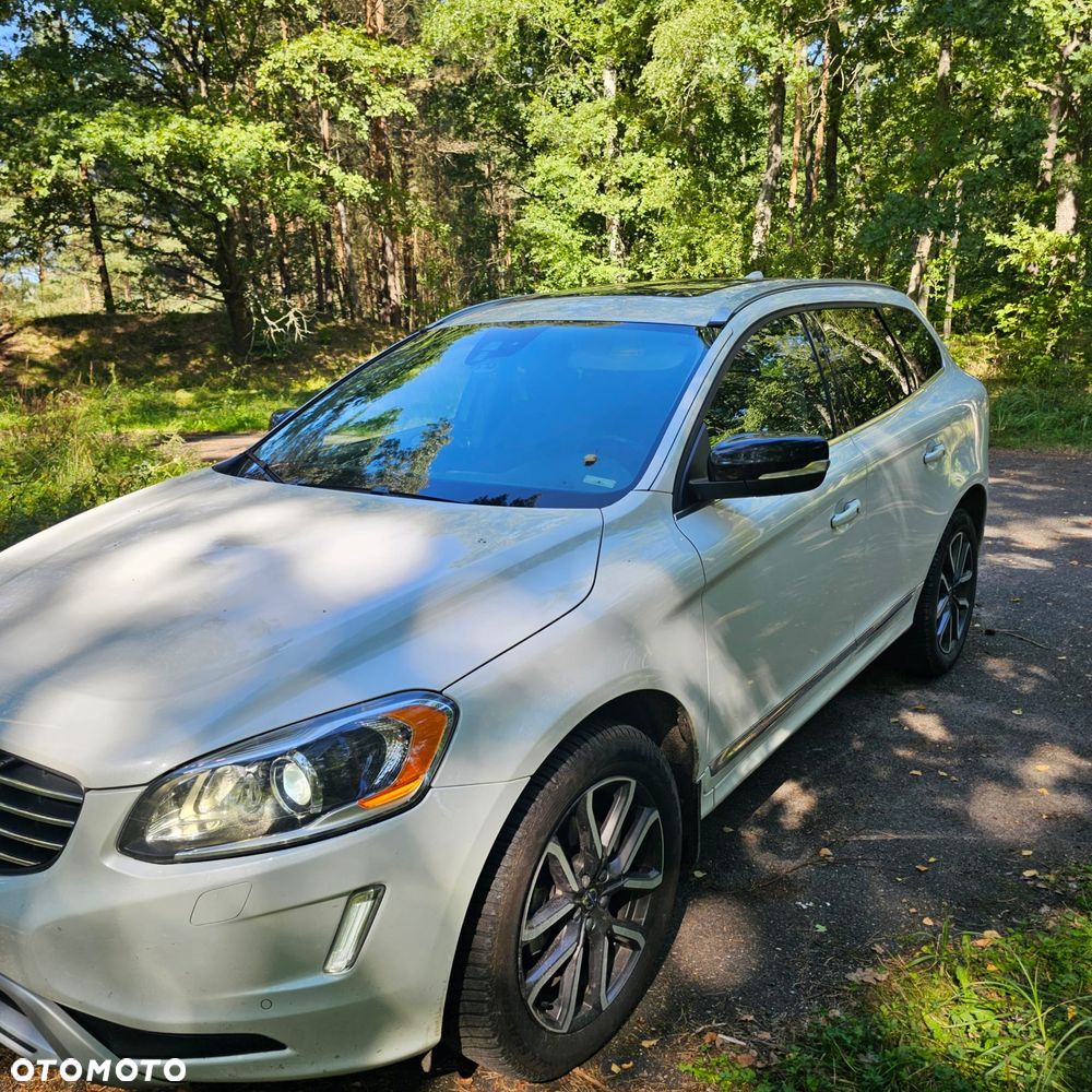 Volvo XC 60 - 1