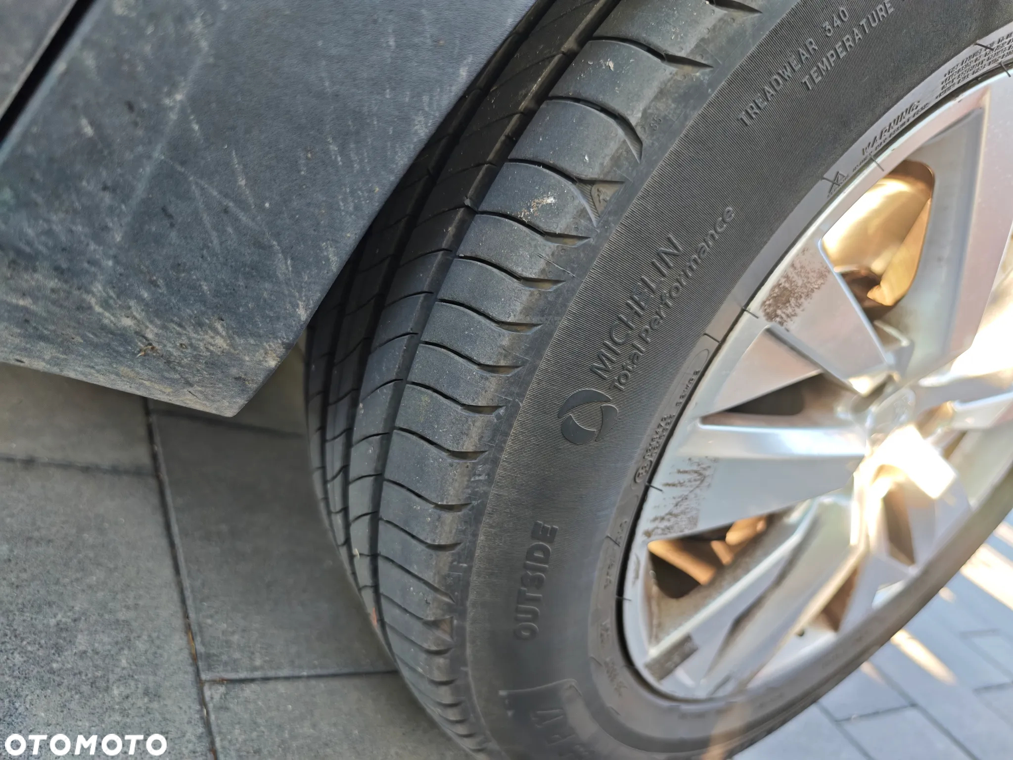 Peugeot 5008 1.5 BlueHDi Active S&S EAT8 - 9