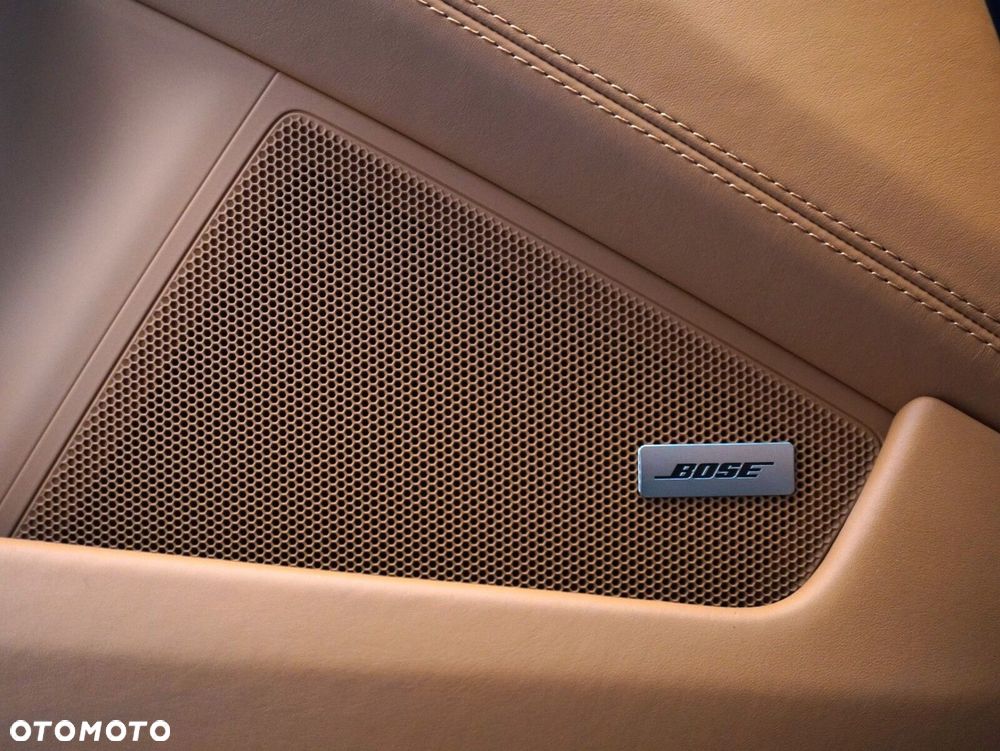 Porsche 911 - 22