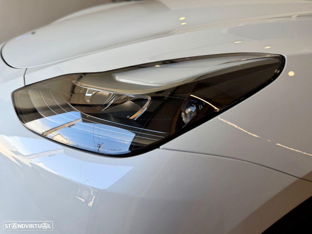 Tesla Model Y Standard - 5