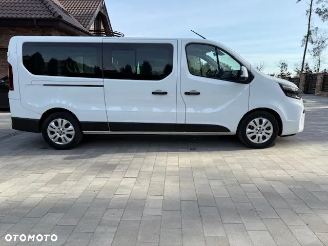 Nissan NV300 - 24