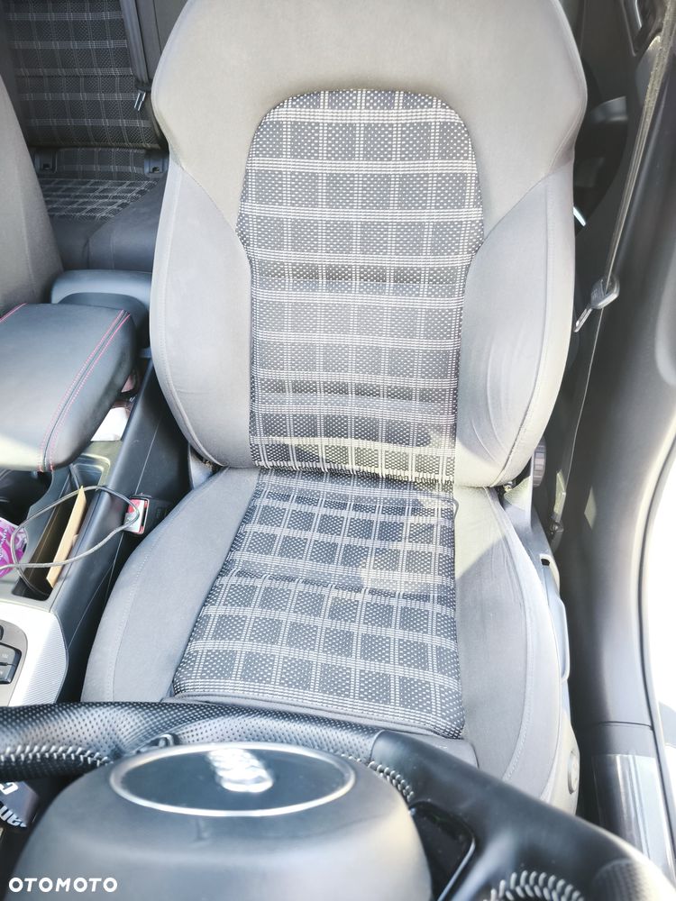 Audi A4 - 12