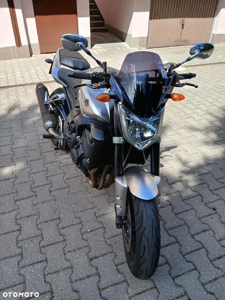 Yamaha FZ - 4