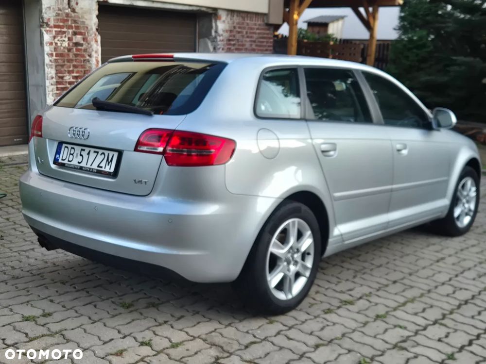 Audi A3 Sportback - 4