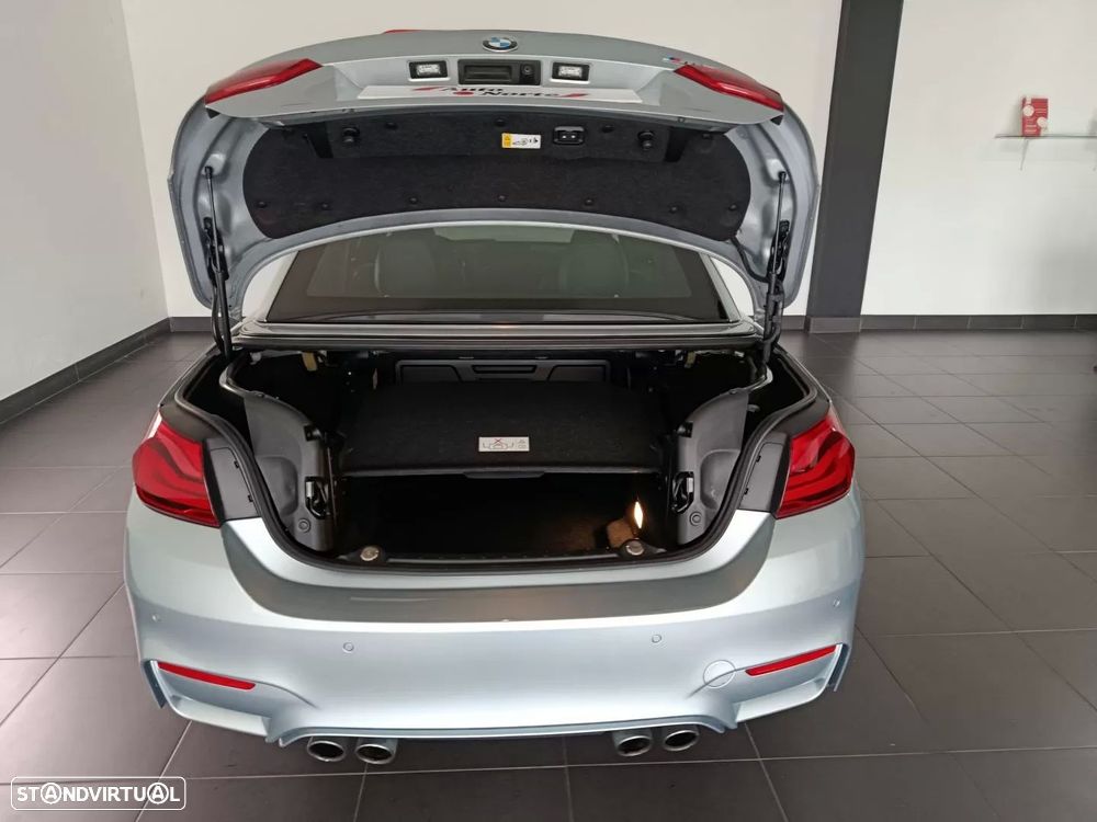 BMW M4 Auto - 30