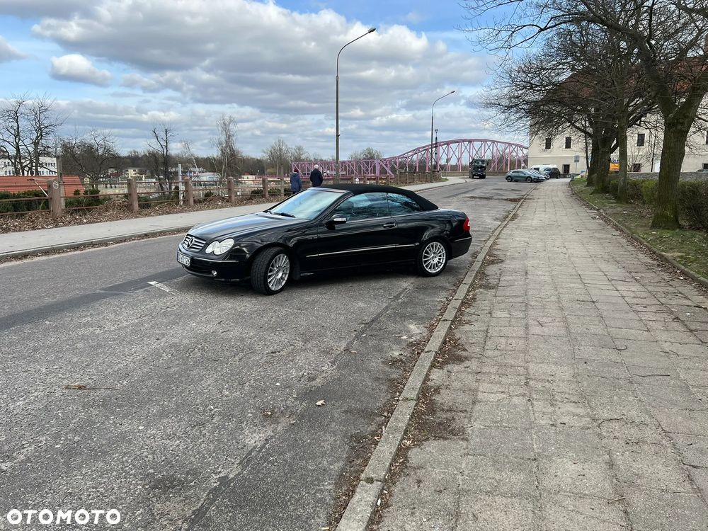 Mercedes-Benz CLK - 3