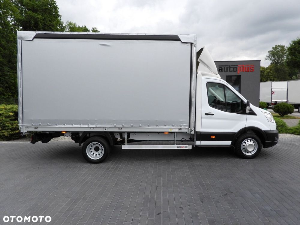 Ford TRANSIT  PLANDEKA 8 PALET TEMPOMAT LEDY BLIŹNIACZE KOŁA KLIMATYZACJA  130KM - 8