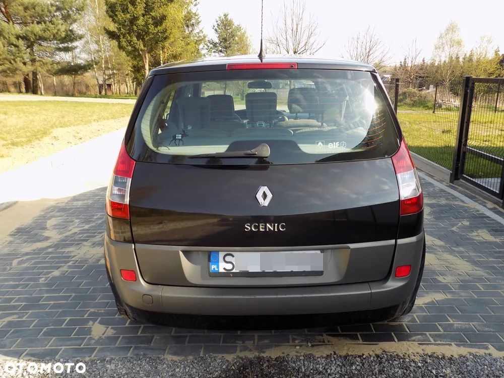 Renault Scenic 1.6 16V Luxe Privilege - 18