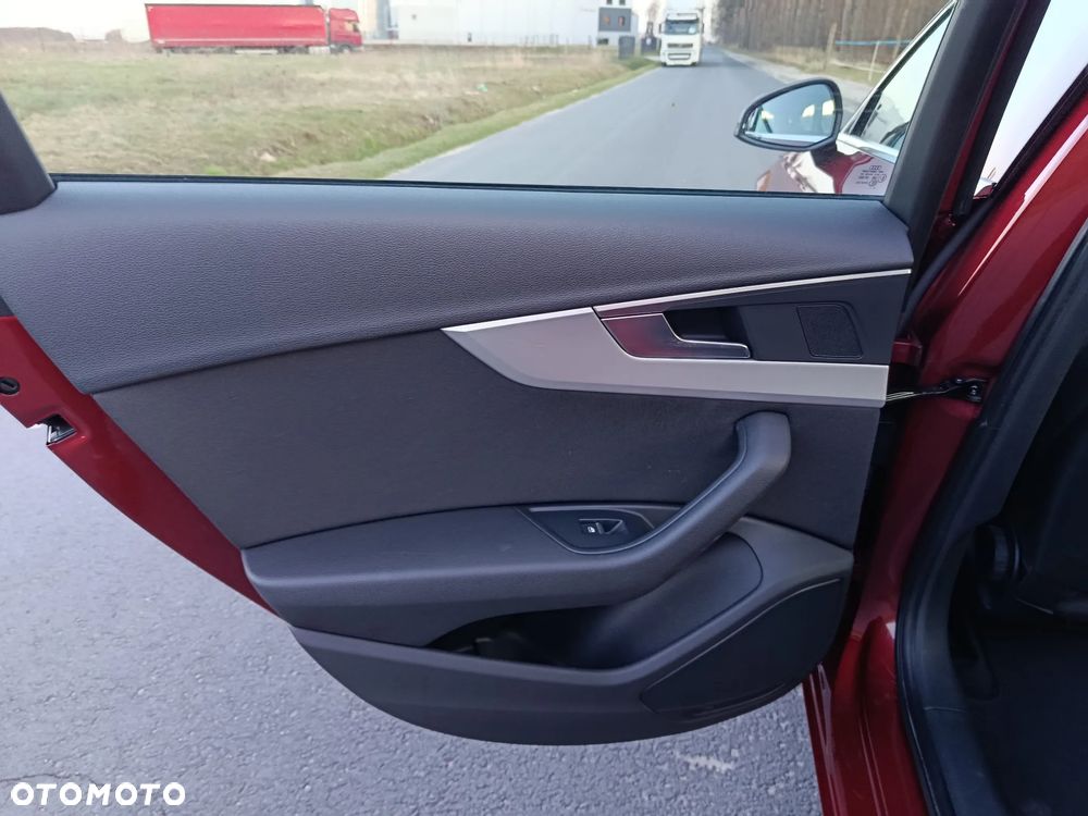 Audi A4 Avant 2.0 TFSI ultra S tronic sport - 11